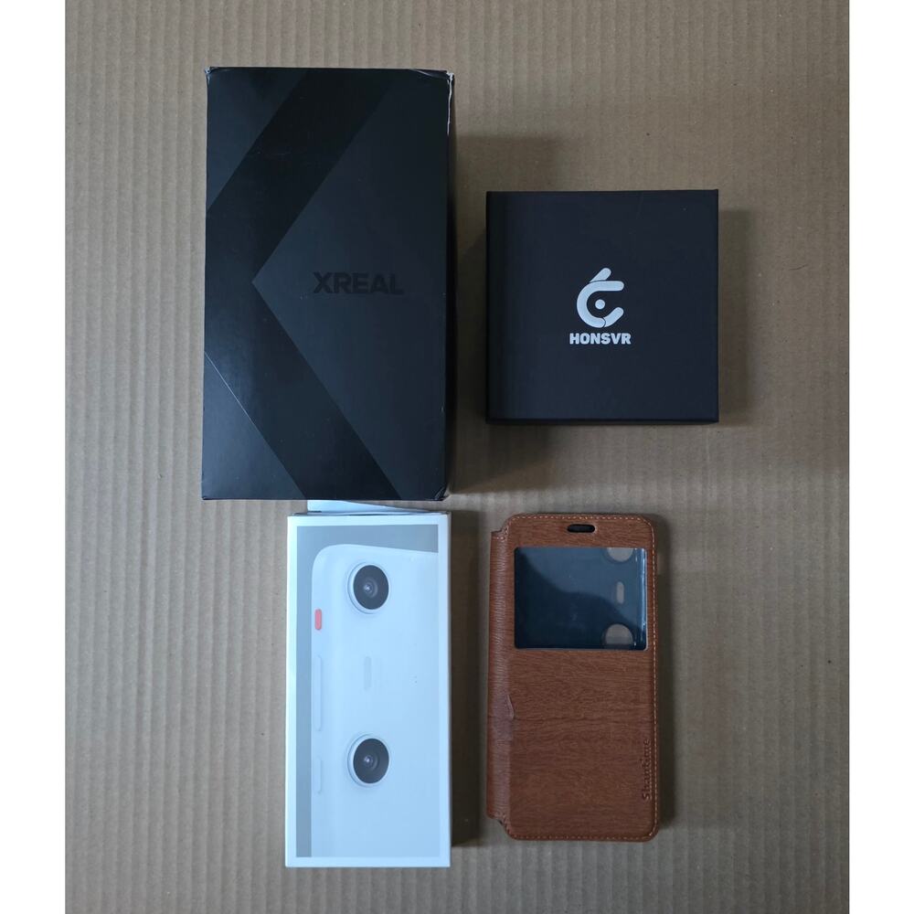 XREAL Air One BUNDLE with Xreal Beam Pro / Case / Lenses
